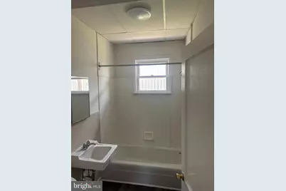225 Essex Street #A, Gloucester City, NJ 08030 - Photo 3