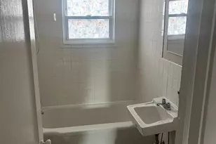 223 Essex St, Gloucester City, NJ 08030 - Photo 9