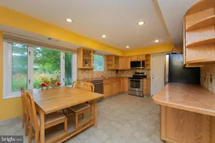 18 Lantern Ln, Cherry Hill, NJ 08002 - Photo 11