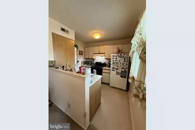 100 Park Boulevard #2D, Cherry Hill, NJ 08034 - Photo 3