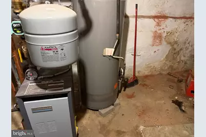 1112 Carl Miller Boulevard, Camden, NJ 08104 - Photo 9