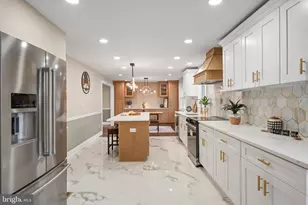 14 Stonebridge Rd, Cherry Hill, NJ 08003 - Photo 9