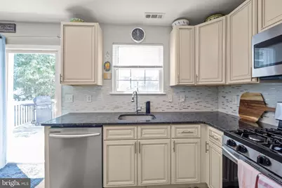 64 Oakton Drive, Waterford Township, NJ 08004 - Photo 9