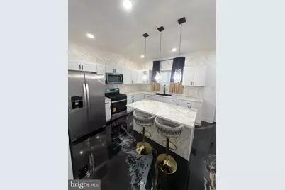 323 Chestnut Street, Camden, NJ 08103 - Photo 3