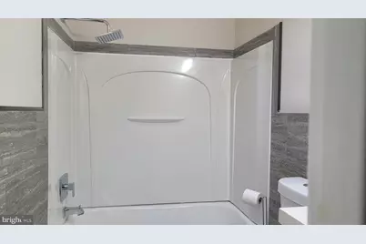 1055 Kenwood Avenue, Camden, NJ 08103 - Photo 27
