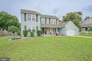 9 Hemlock Dr, Gloucester Township, NJ 08012 - Photo 3