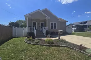 402 Gloucester Ave, Magnolia, NJ 08049 - Photo 1