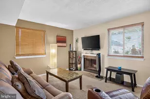 903 Berwyck Ct, Sicklerville, NJ 08081 - Photo 9