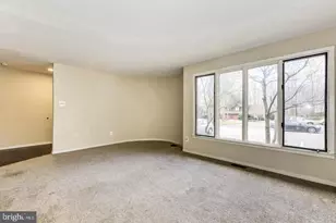 215 Keats Dr, Sicklerville, NJ 08081 - Photo 3
