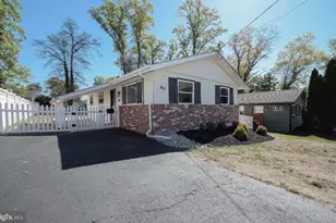 60 N Oakland Ave, Runnemede, NJ 08078 - Photo 1