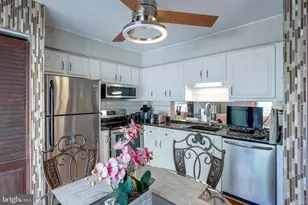 1089 Corbridge Ct, Voorhees, NJ 08043 - Photo 9