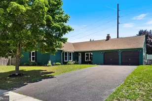 4 Ainsworth Ln, Sicklerville, NJ 08081 - Photo 1