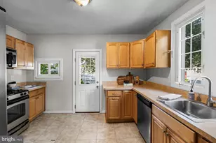 7 Lake Shore Dr, Collingswood, NJ 08108 - Photo 15