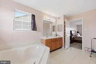 5 Mayflower, Sicklerville, NJ 08081 - Photo 41