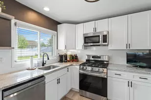 52 Longwood Dr, Stratford, NJ 08084 - Photo 9