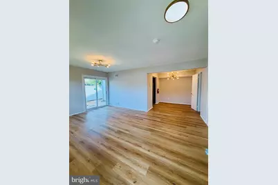 1 Logan Court, Sicklerville, NJ 08081 - Photo 5