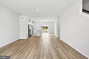 104 Clinton St, Sicklerville, NJ 08081 - Photo 17