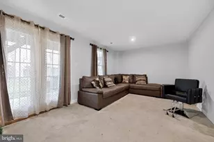 109 Plaza Dr, Sicklerville, NJ 08081 - Photo 5