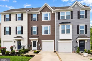109 Plaza Dr, Sicklerville, NJ 08081 - Photo 1