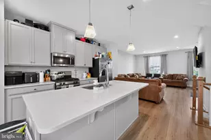 109 Plaza Dr, Sicklerville, NJ 08081 - Photo 5