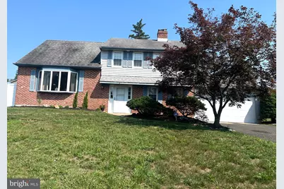 2 Thornhill Road, Cherry Hill, NJ 08003 - Photo 1