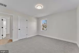 54 E Buttonwood Ave, Clementon, NJ 08021 - Photo 33