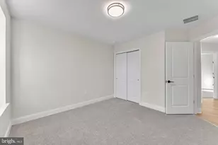 58 E Buttonwood Ave, Clementon, NJ 08021 - Photo 25