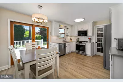 109 Burlington Avenue, Voorhees, NJ 08043 - Photo 5