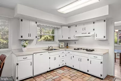 200 Roanoke Road, Cherry Hill, NJ 08003 - Photo 11
