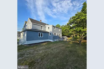 433 E Maple Avenue, Lindenwold, NJ 08021 - Photo 1
