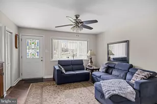 7 Lippincott Ave, Voorhees, NJ 08043 - Photo 5