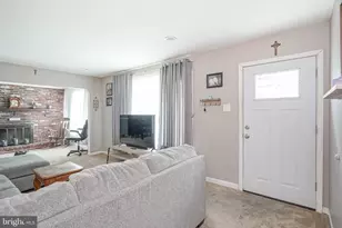 1098 Grandview Dr, Pine Hill, NJ 08021 - Photo 5