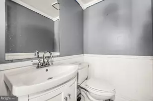 2310 Greenwood Dr, Lindenwold, NJ 08021 - Photo 9