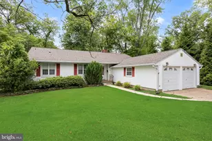223 Dickens Ct, Cherry Hill, NJ 08034 - Photo 1