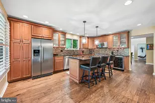 704 Sunshine Lakes Dr, Voorhees, NJ 08043 - Photo 11