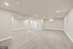 4 Bellows Ln, Cherry Hill, NJ 08002 - Photo 33