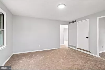 68 Evergreen Avenue, Bellmawr, NJ 08031 - Photo 9