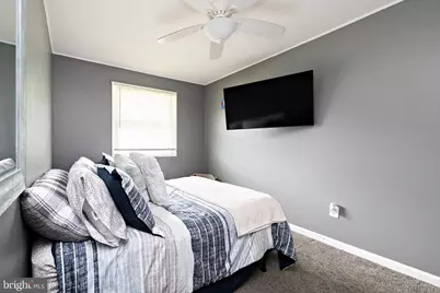 301 Roberts Avenue, Bellmawr, NJ 08031 - Photo 29