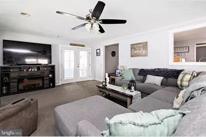 301 Roberts Avenue, Bellmawr, NJ 08031 - Photo 23