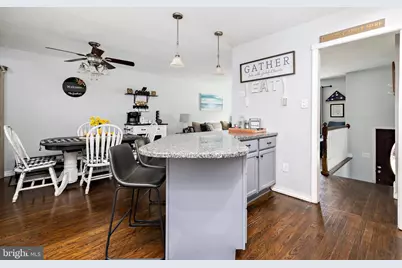 301 Roberts Avenue, Bellmawr, NJ 08031 - Photo 15