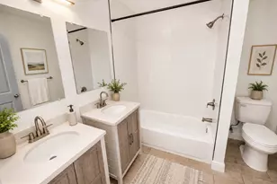 322 Vine St, Camden, NJ 08102 - Photo 9