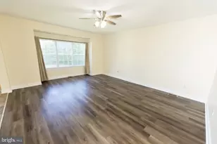 100 Summerbrooke Ct, Sicklerville, NJ 08081 - Photo 17