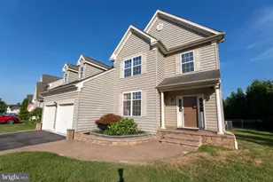 100 Summerbrooke Ct, Sicklerville, NJ 08081 - Photo 3