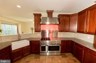 100 Summerbrooke Ct, Sicklerville, NJ 08081 - Photo 13