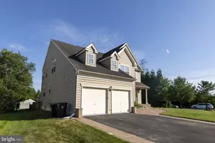100 Summerbrooke Ct, Sicklerville, NJ 08081 - Photo 5