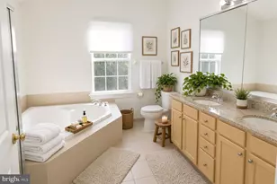 100 Summerbrooke Ct, Sicklerville, NJ 08081 - Photo 45
