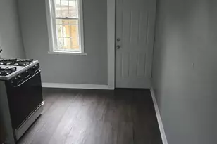 838 Romana Gonzalez St, Camden, NJ 08103 - Photo 5