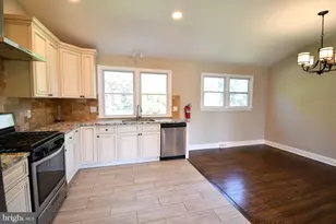 422 Howard Rd, Cherry Hill, NJ 08034 - Photo 7