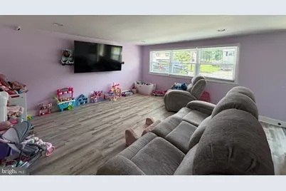 301 Fairmount Avenue, Gloucester Township, NJ 08012 - Photo 17