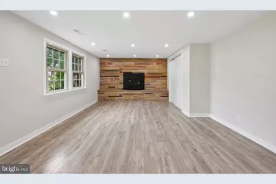 2310 S Cuthbert Drive, Lindenwold, NJ 08021 - Photo 5